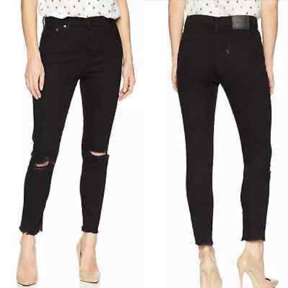 Levi’s wedgie skinny